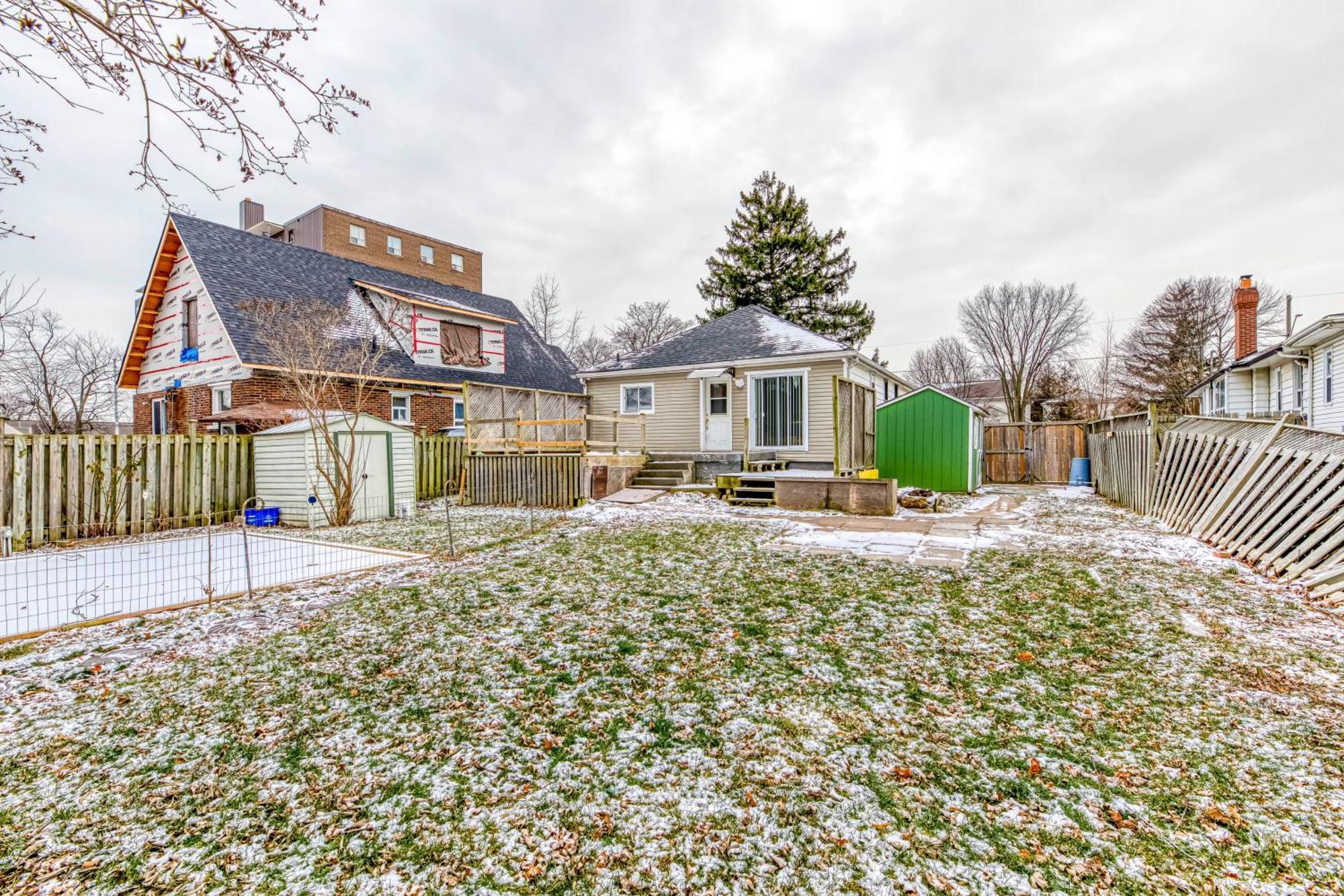 Tranquil Oasis In Lakeview Mississauga Exterior photo
